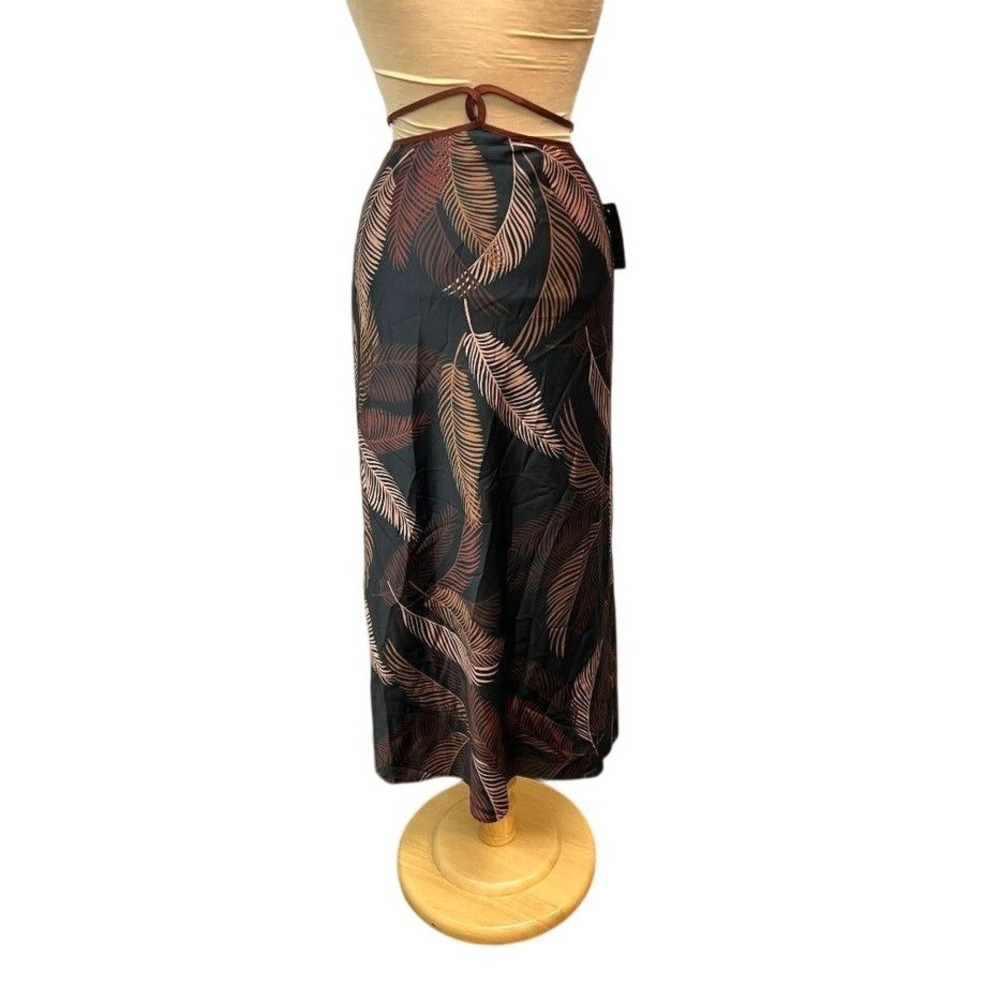 Finders Keepersโ Skirt Women XS New Black Palm Leaf Print Strappy Midi